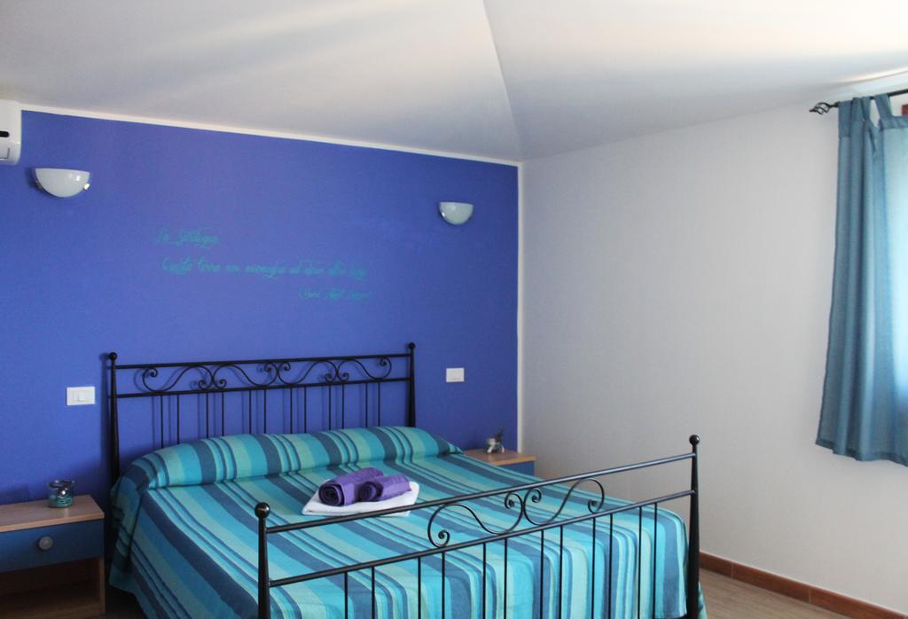كاستيلساردو B&B L'Alba Nel Golfo الغرفة الصورة