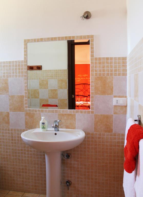 كاستيلساردو B&B L'Alba Nel Golfo الغرفة الصورة